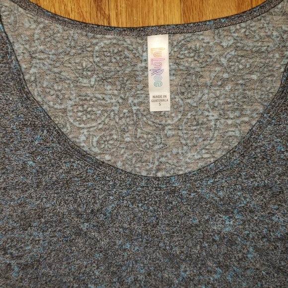 LuLaRoe shirt - Picture 2 of 2